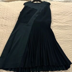 Boss Dark emerald Pleated Dress NWOT $450 retail